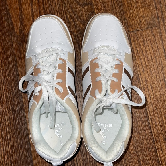 Hand-Painted Sneakers - Picture 3 of 3